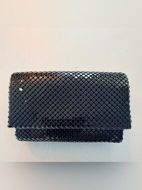 VINTAGE: Whiting & Davis | small metal mesh wallet